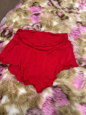 Negative whipped mini shorts